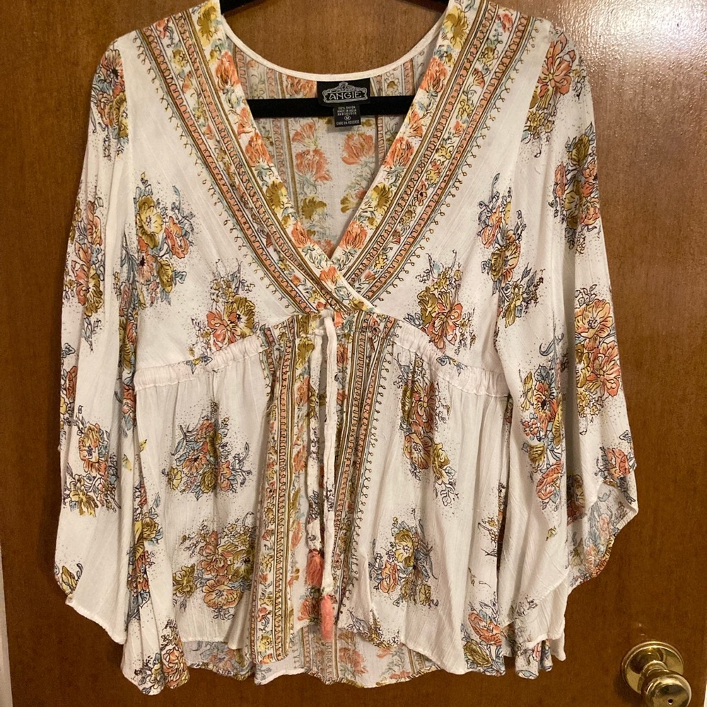 Medium Angie floral country design blouse